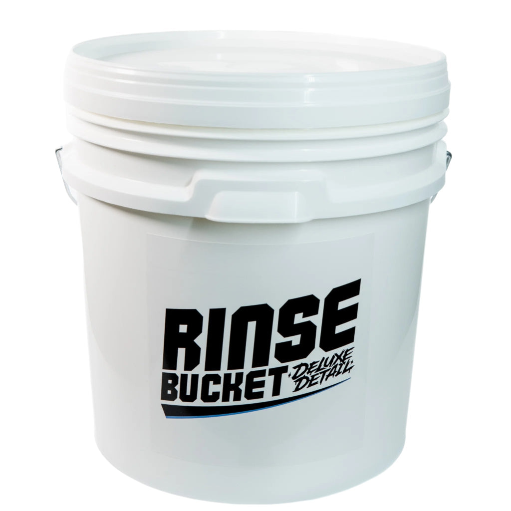 Deluxe Detail 15 litre Rinse Bucket in white with lid