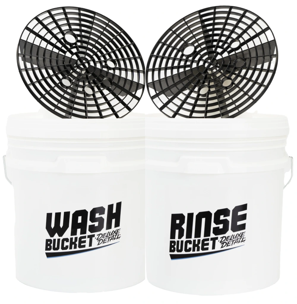 Deluxe Detail 2 bucket kit: white wash and rinse buckets with grit guards