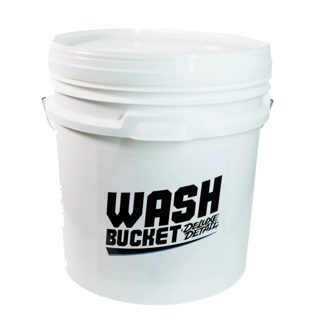Deluxe Detail 15 litre wash bucket with grit guard and lid
